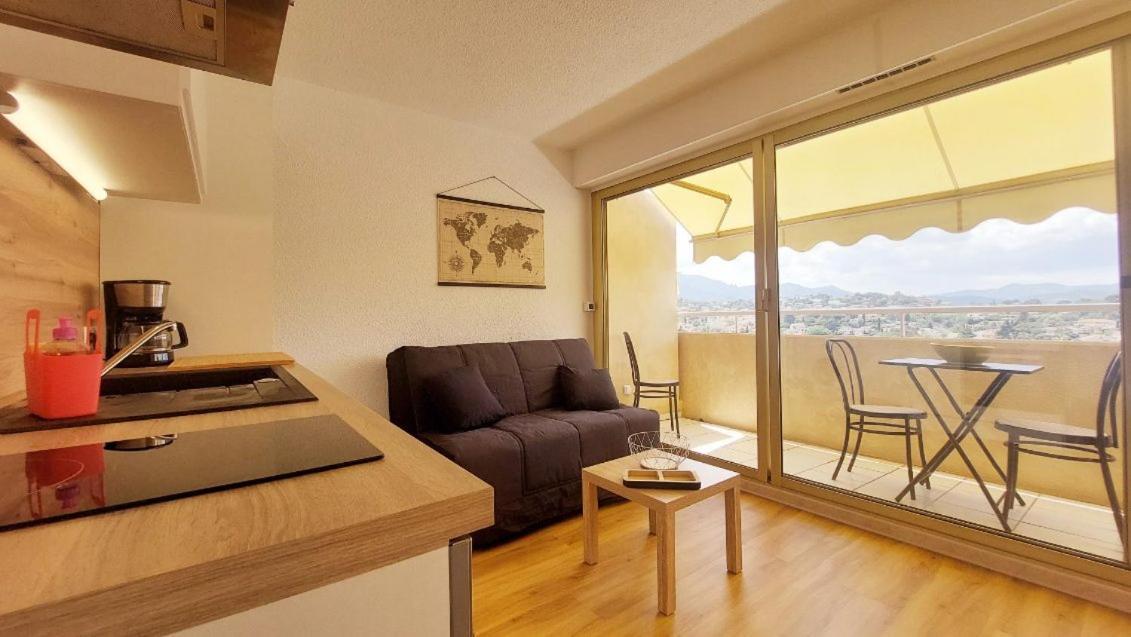 Studio Chez Nanie Residence Le Concorde Cannes Marina Манделю-ла-Напул Екстериор снимка