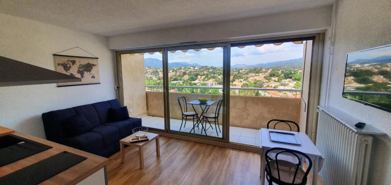 Studio Chez Nanie Residence Le Concorde Cannes Marina Манделю-ла-Напул Екстериор снимка